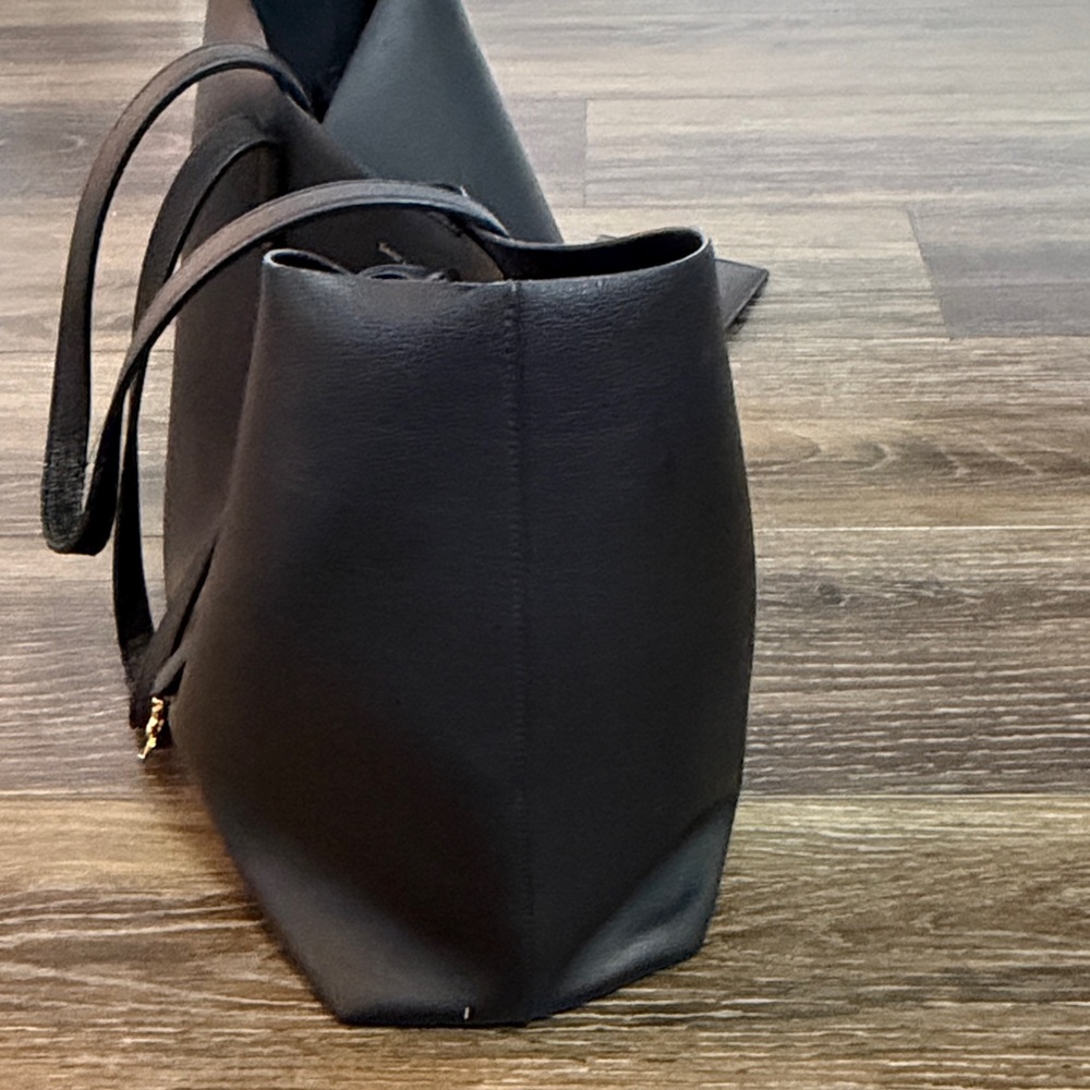 Saint Laurent Black Leather Tote with Gold YSL Charm and Pouch - Picture 5 of 16